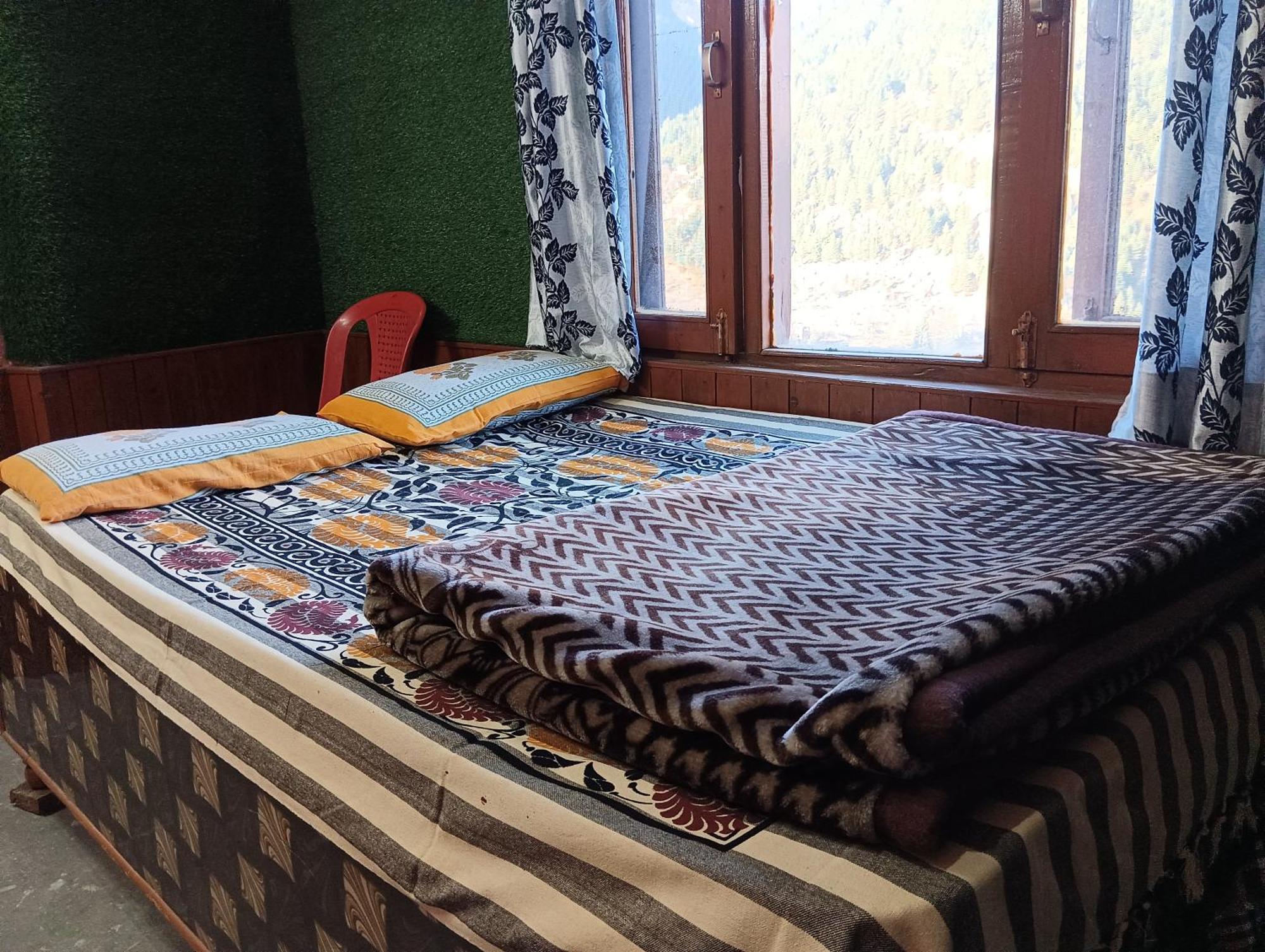 Roop Mountain Homestay Manali  Exterior photo