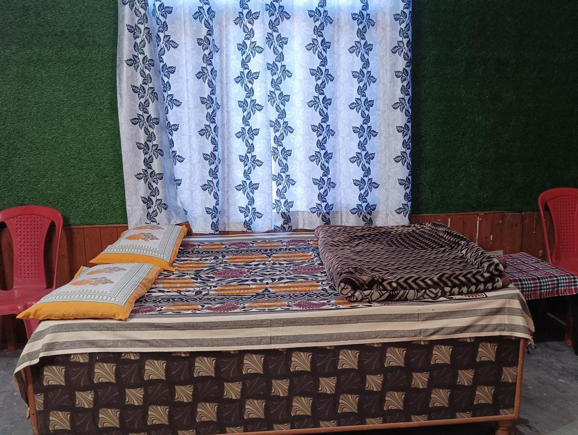 Roop Mountain Homestay Manali  Exterior photo